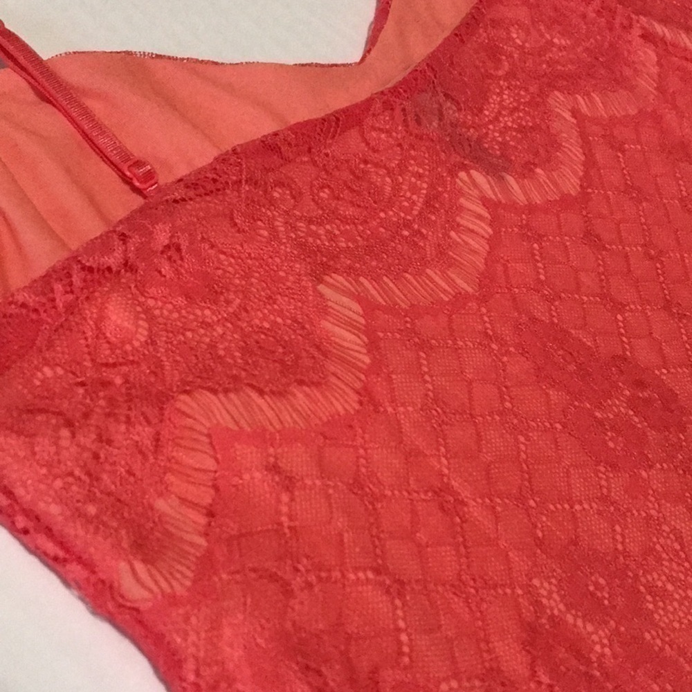 MAURICES Women’s Coral Floral Eye-lashed Lace Lined Cami—Size S - Picture 8 of 14